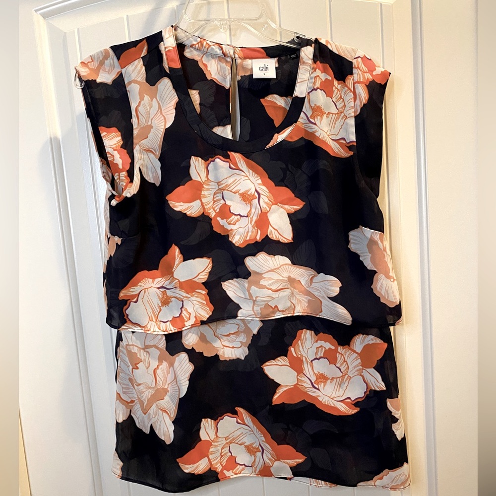 CAbi Women’s Blouse sz S